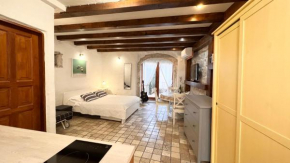  Guesthouse F  Сплит